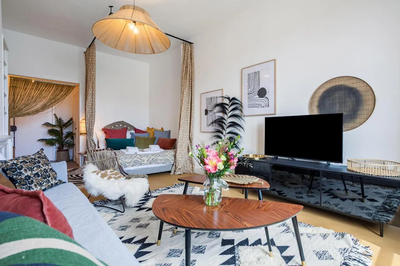 Premiere Ligne - Bel Appartement En 1Ere Ligne Du Vieux E Marseille 0*,