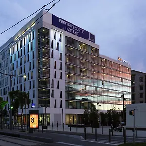 Novotel Centre Euromed מלון